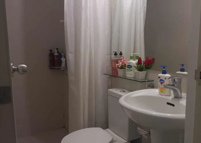 Azure Urban Staycation By Owner Only 2*