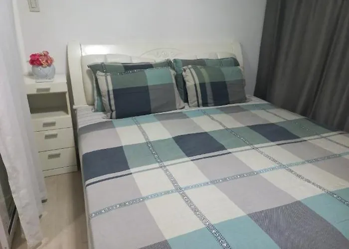Hotel Azure Urban Staycation By Owner Only 2*